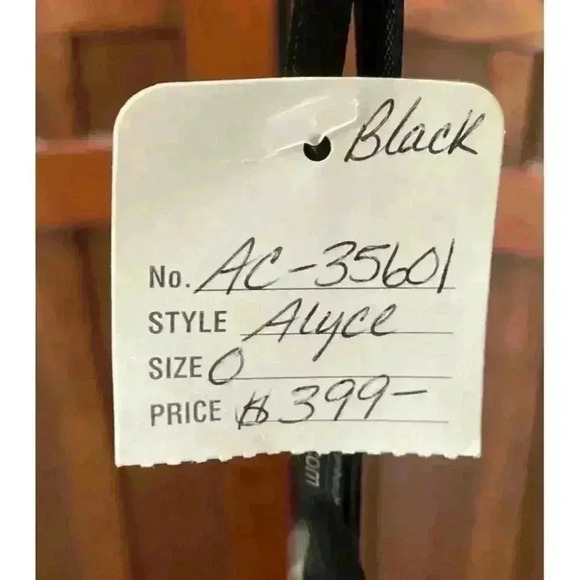 Alyce Paris Women's Black Formal Evening Gown Size 0 V-Neck Long Dress - Picture 3 of 10